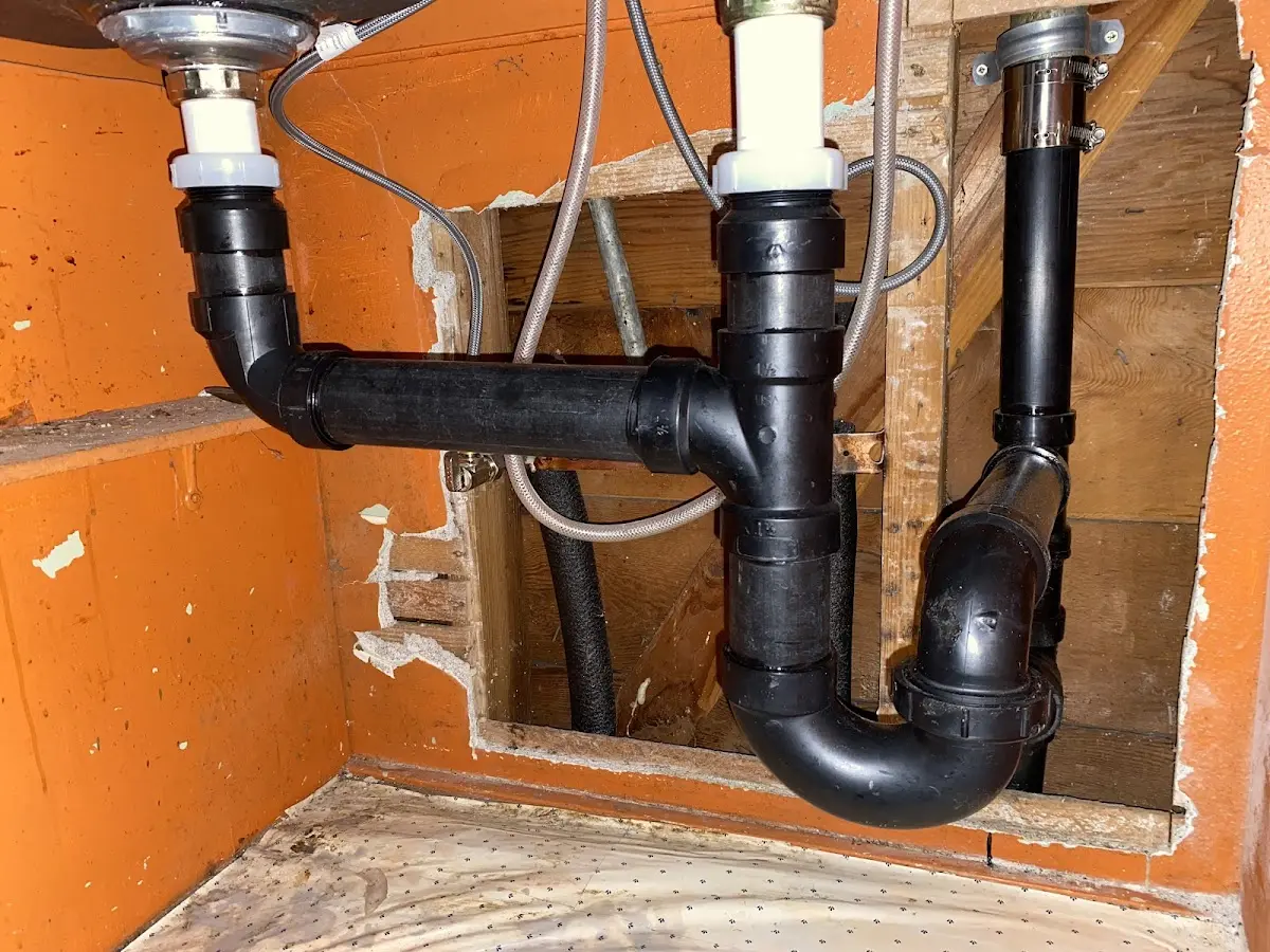Professional Pipe Bursting equipment and tools on the job in Leicester
